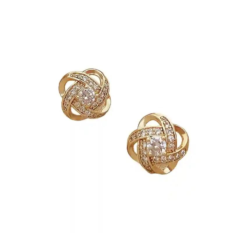 Spiral with Diamond at Centre Earring Set